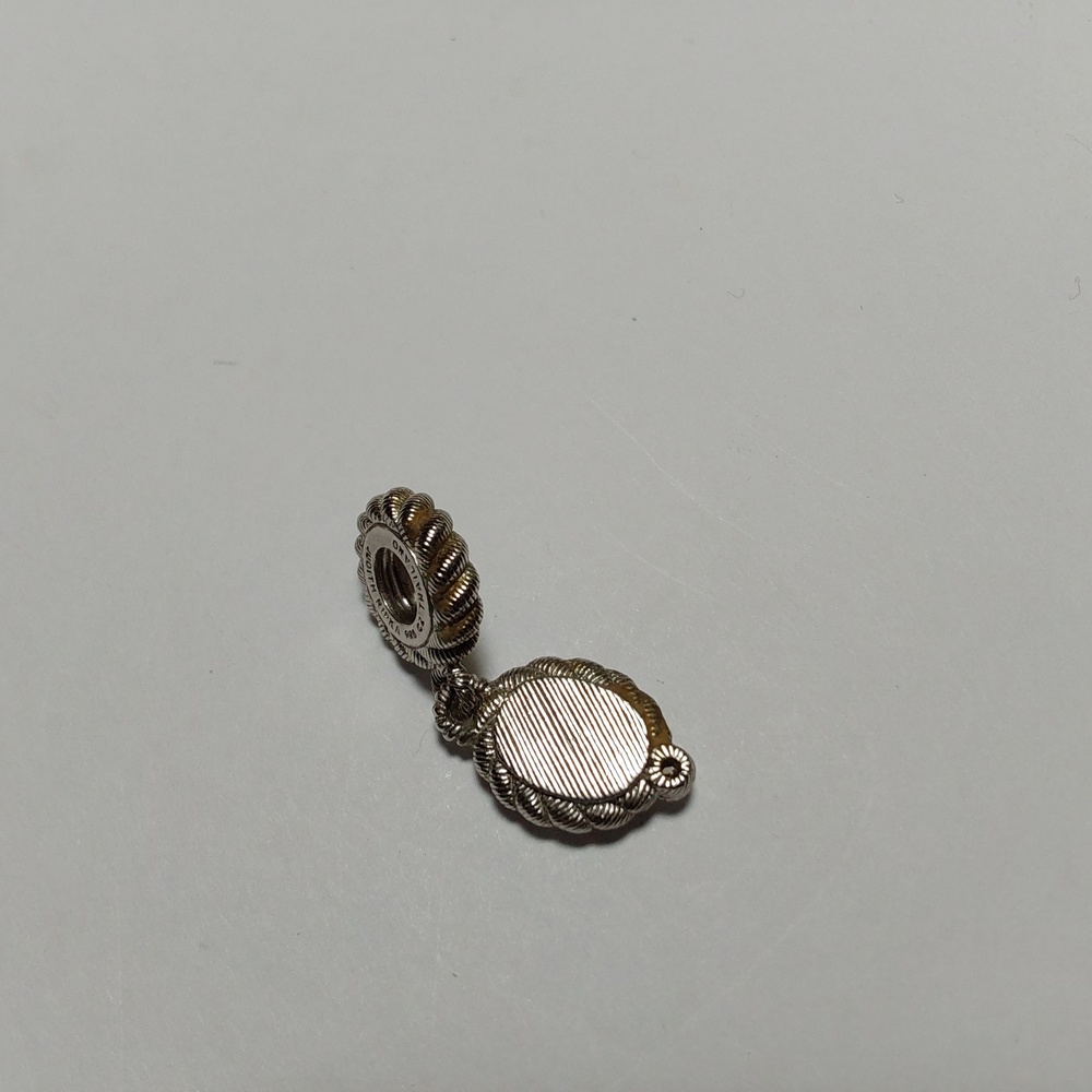 RARE Judith Ripka SS Diamonique Verona Cameo Charm - Picture 2 of 5